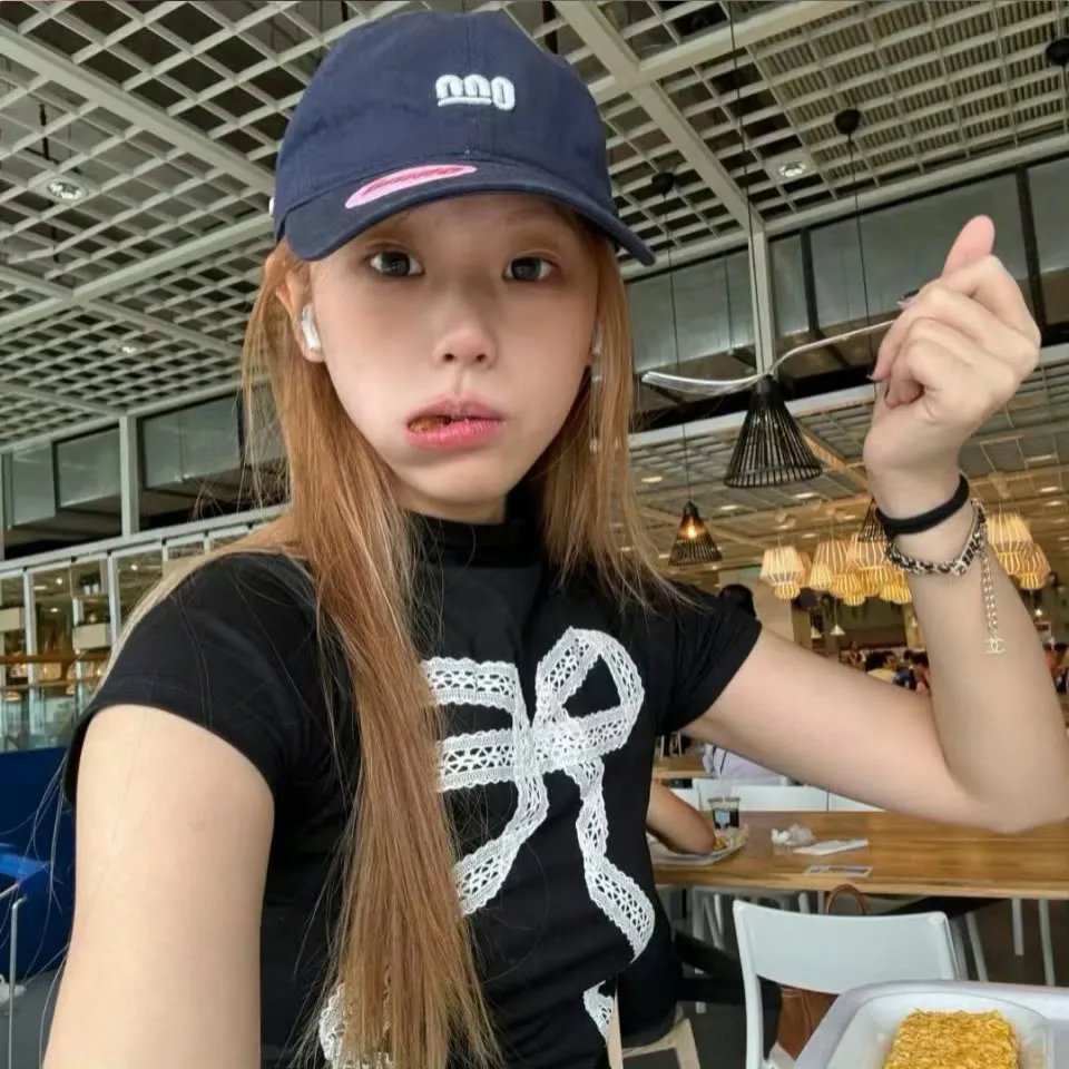 奇迹少女2023 海报